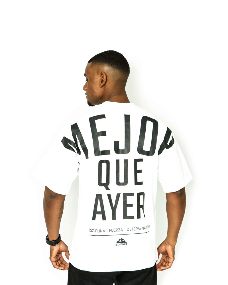 White Oversized T-Shirt ‘Mejor Que Ayer’